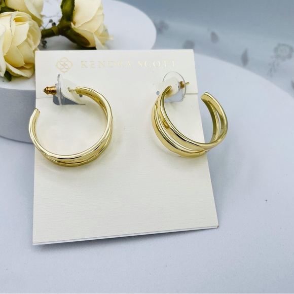 Kendra Scott  Zorte Split Hoop Earrings in Gold Firm price - Picture 5 of 8